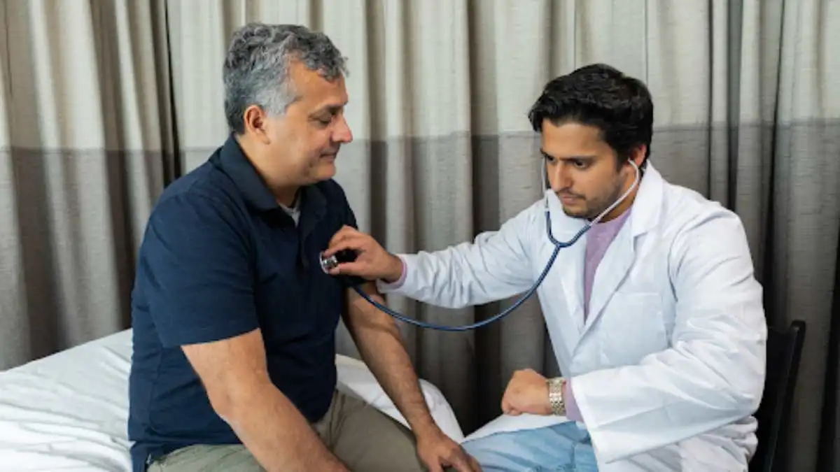 How Geriatricians Help Prevent Common Health Issues in Seniors