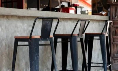 THE IMPACT OF RESTAURANT BARSTOOL ON AMBIANCE